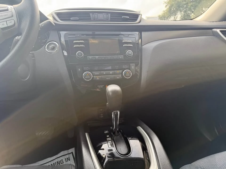 2015 Nissan Rogue - Image 12 of 12