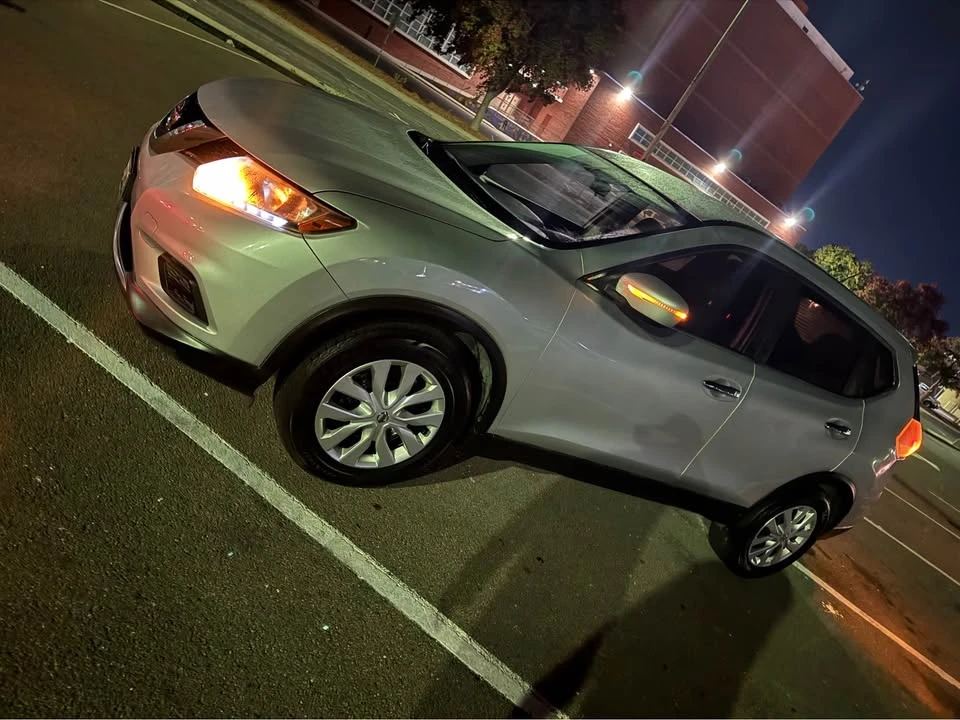 2015 Nissan Rogue - Image 7 of 20