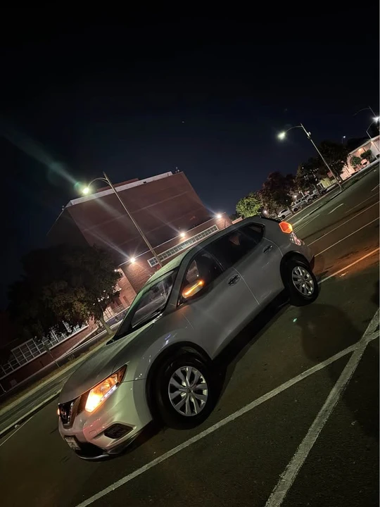 2015 Nissan Rogue - Image 5 of 20