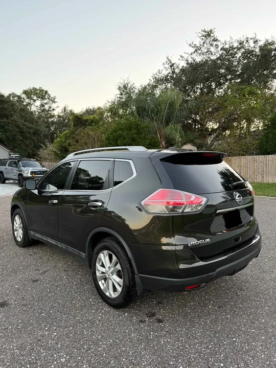 2015 Nissan Rogue - Image 5 of 9