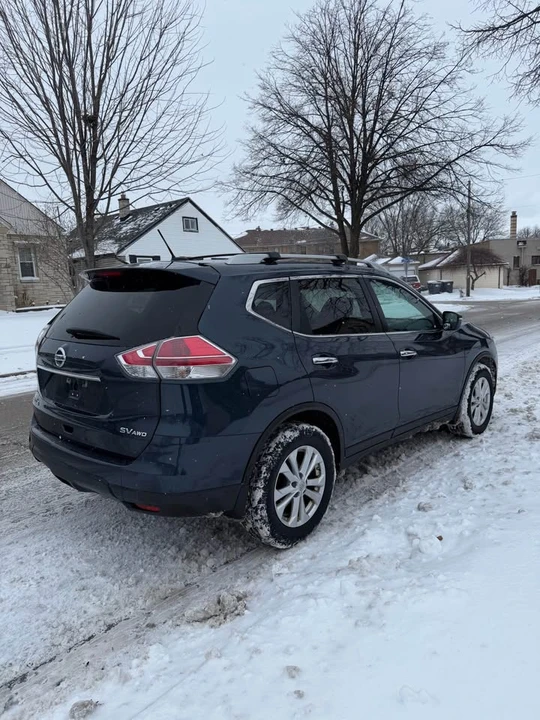2015 Nissan Rogue - Image 3 of 8
