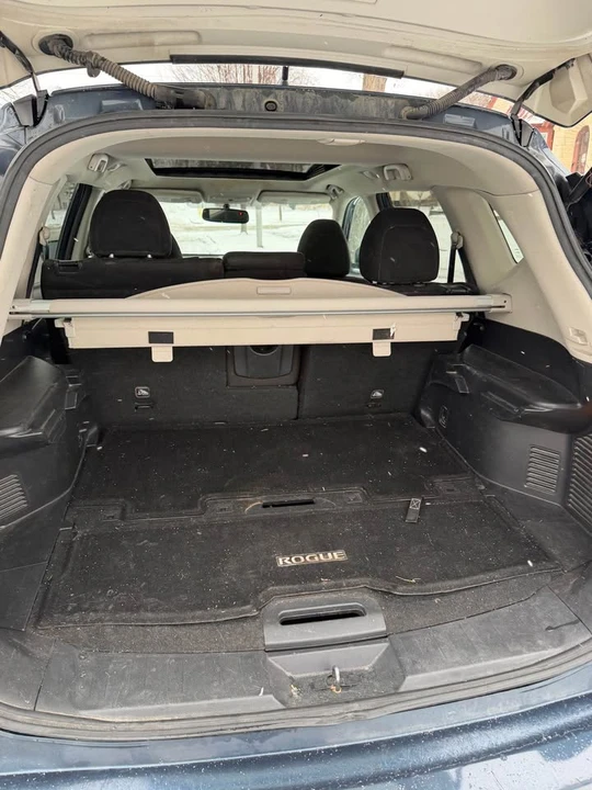 2015 Nissan Rogue - Image 7 of 8
