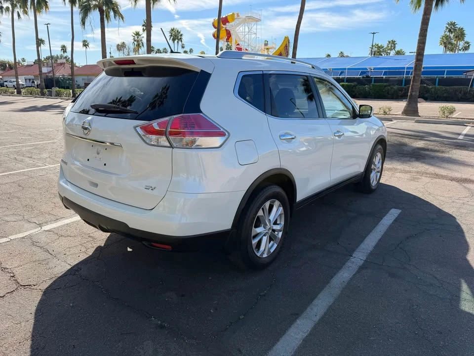 2015 Nissan Rogue - Image 5 of 12