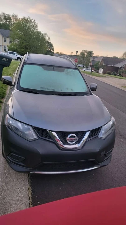 2015 Nissan Rogue - Image 15 of 16