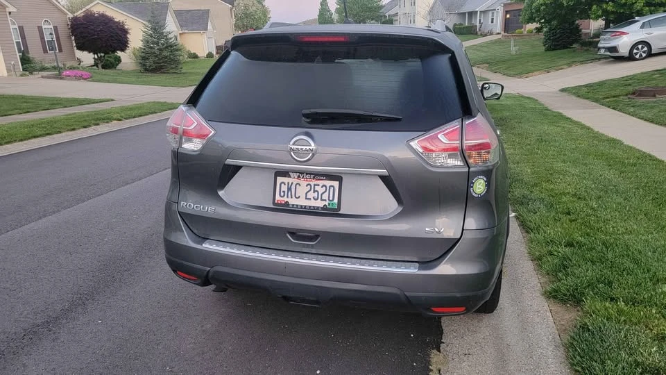 2015 Nissan Rogue - Image 12 of 16