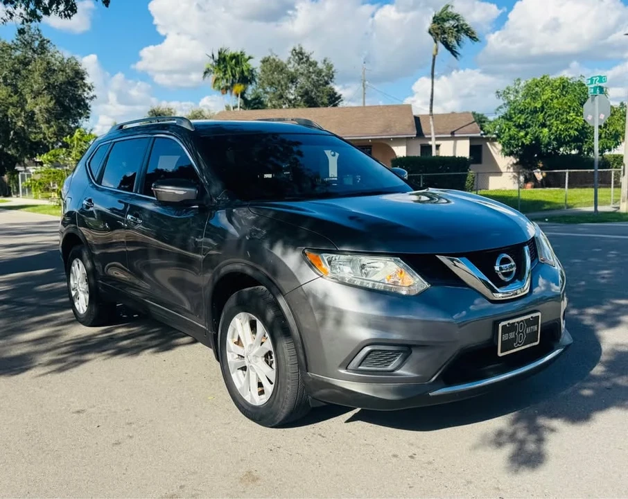 2015 Nissan Rogue - Image 2 of 13