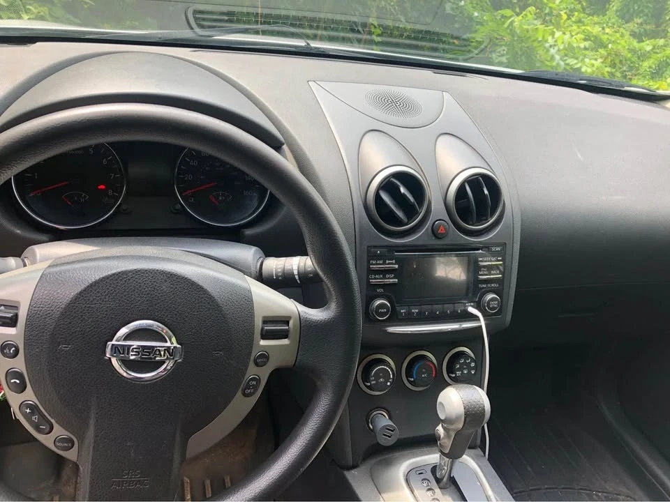 2015 Nissan Rogue - Image 3 of 3
