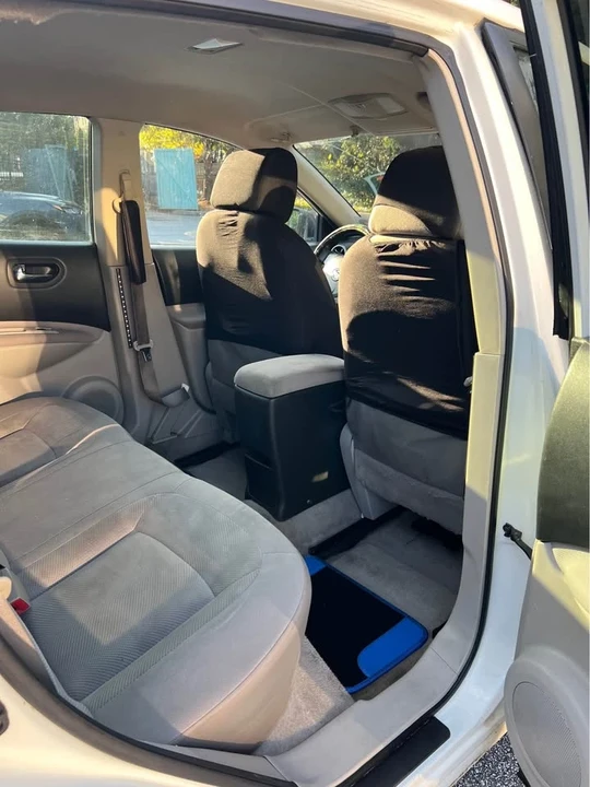 2015 Nissan Rogue - Image 16 of 17