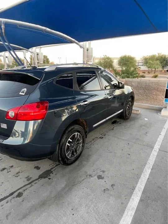 2015 Nissan Rogue - Image 2 of 7