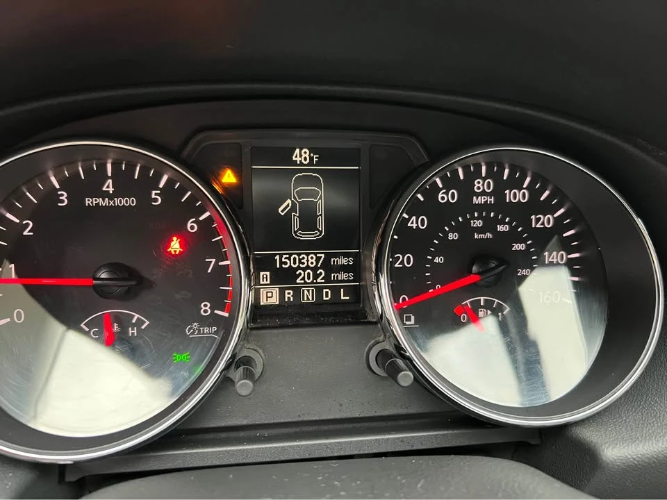 2015 Nissan Rogue - Image 7 of 11