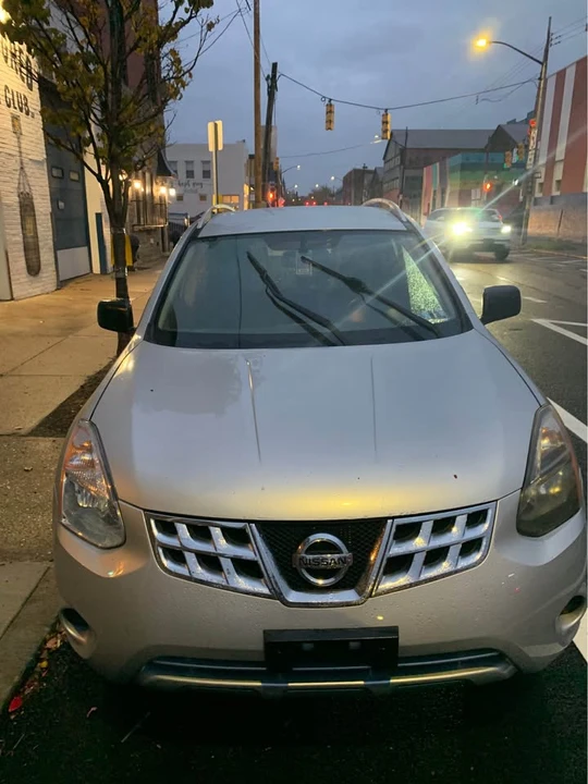 2015 Nissan Rogue - Image 2 of 12