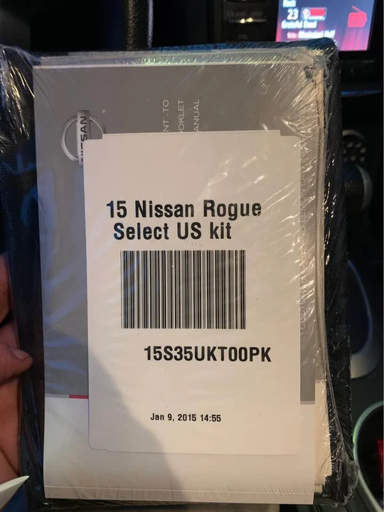 2015 Nissan Rogue - Image 10 of 12
