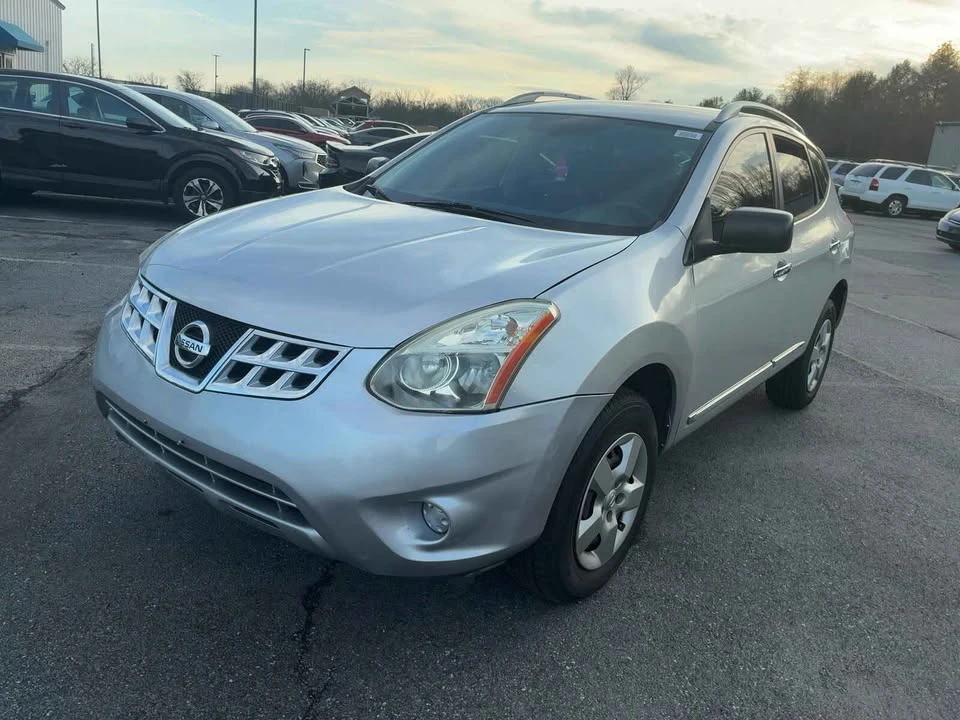 2015 Nissan Rogue - Image 3 of 9