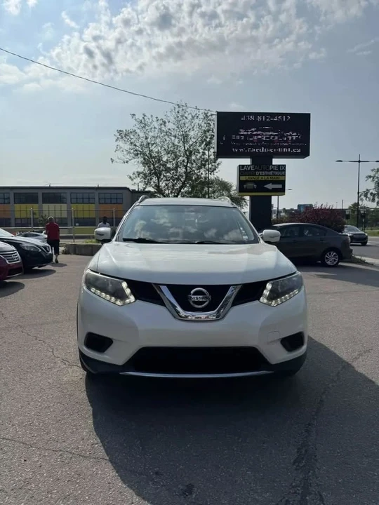 2015 Nissan Rogue - Image 3 of 15