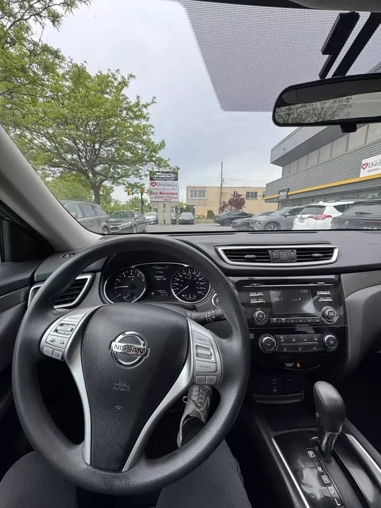2015 Nissan Rogue - Image 16 of 16