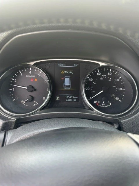 2015 Nissan Rogue - Image 5 of 15