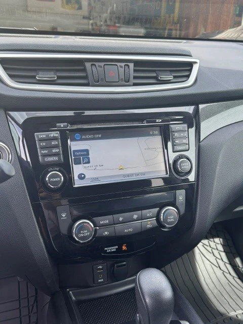 2015 Nissan Rogue - Image 6 of 15