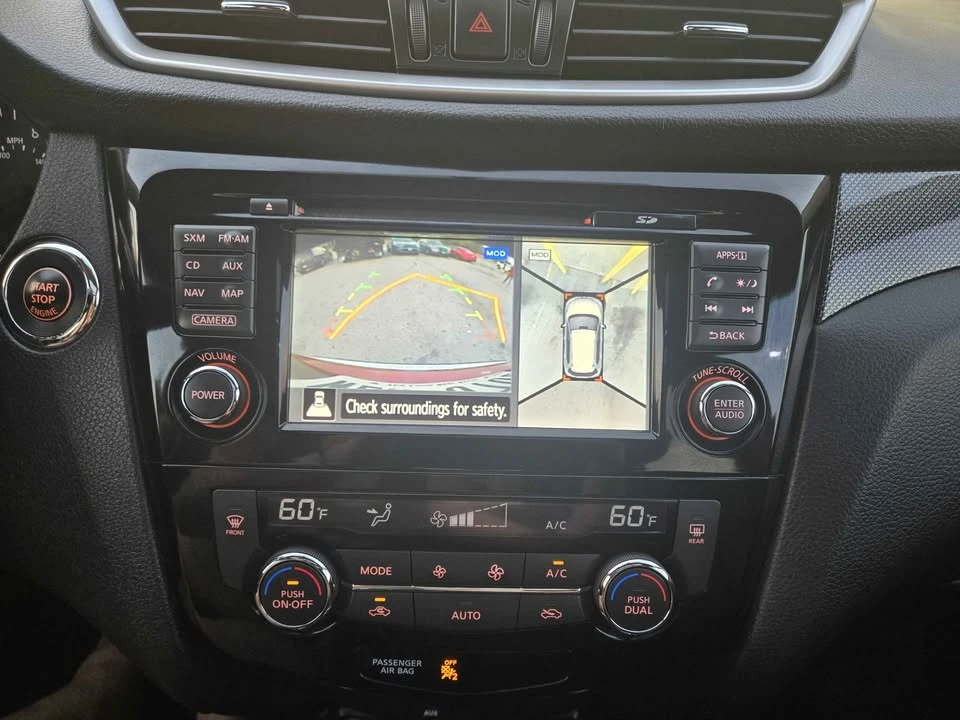 2015 Nissan Rogue - Image 10 of 14