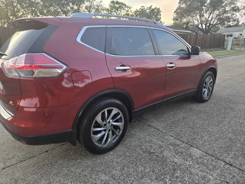 2015 Nissan Rogue - Image 5 of 14