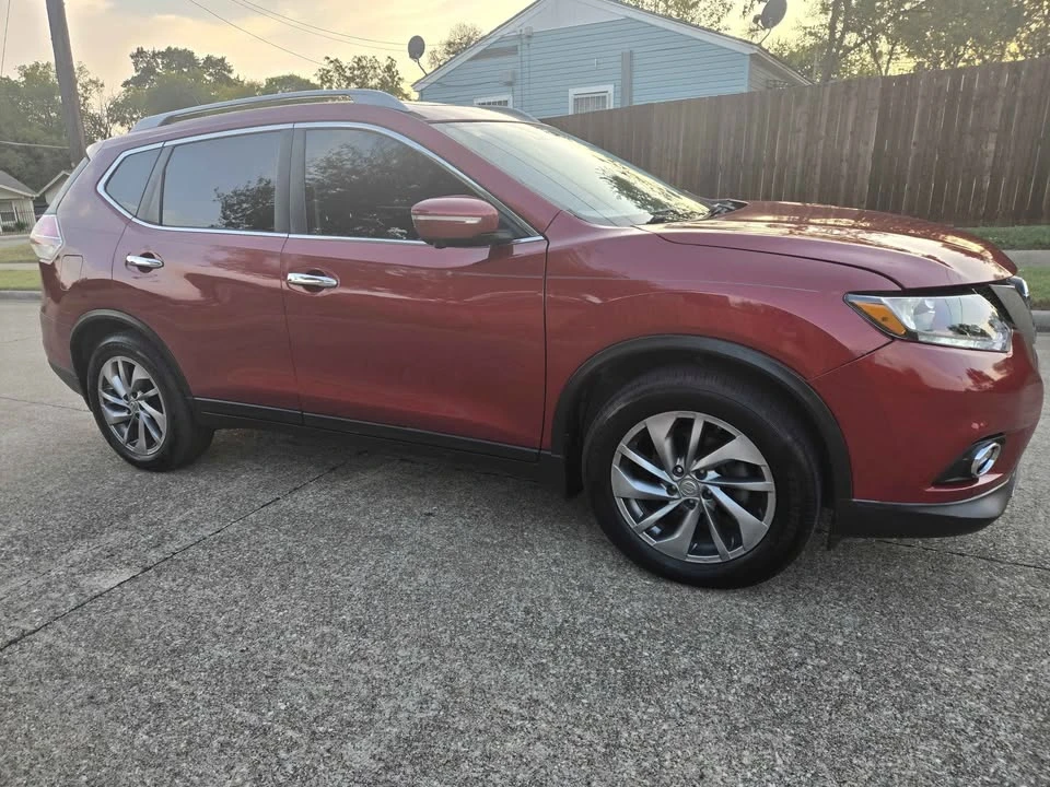 2015 Nissan Rogue - Image 4 of 14
