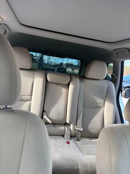 2015 Nissan Rogue - Image 10 of 20