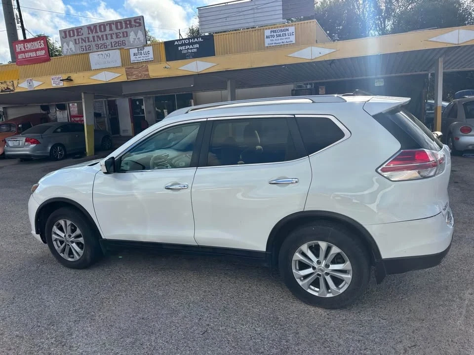 2015 Nissan Rogue - Image 5 of 20