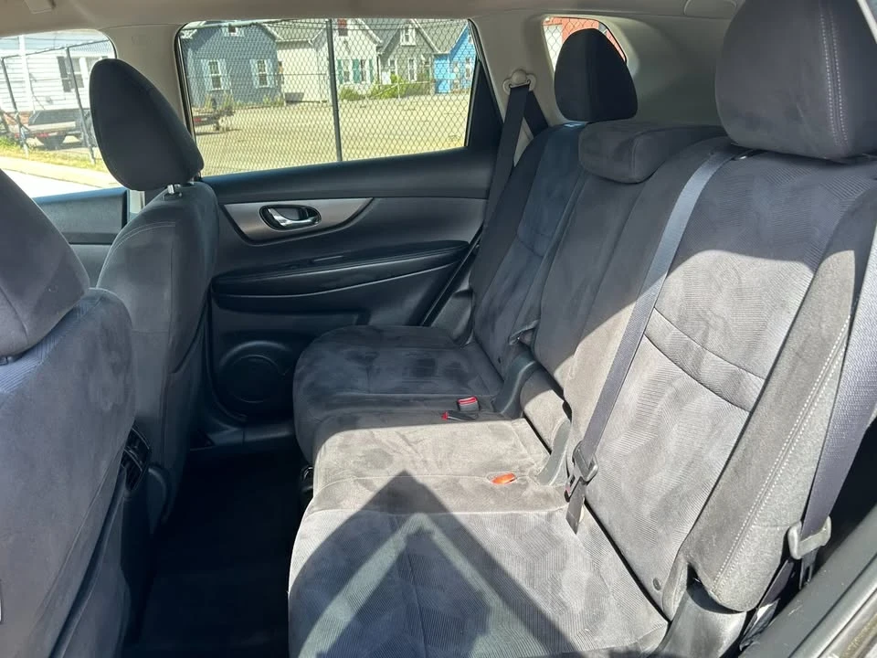 2015 Nissan Rogue - Image 12 of 20