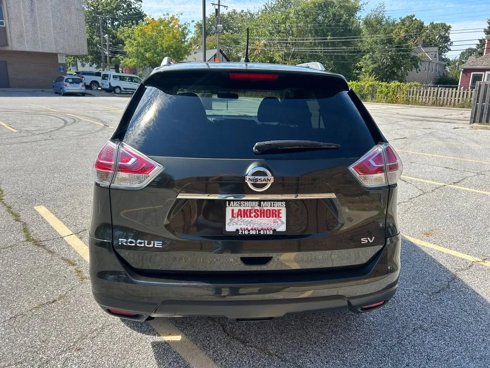 2015 Nissan Rogue - Image 4 of 18