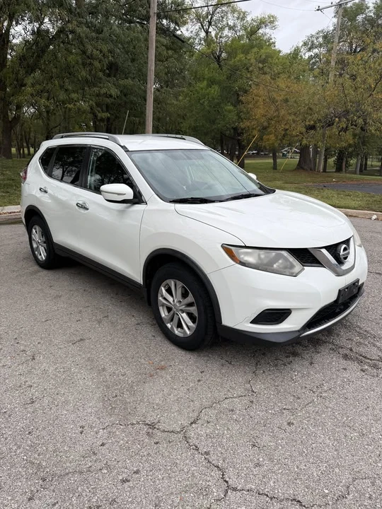 2015 Nissan Rogue - Image 6 of 11