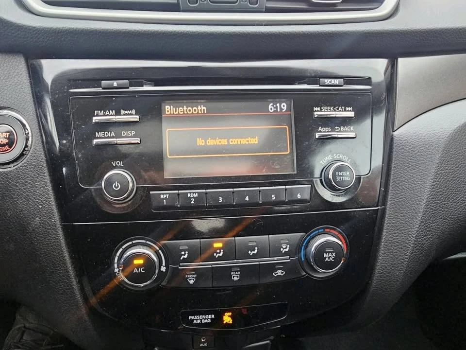 2015 Nissan Rogue - Image 4 of 20