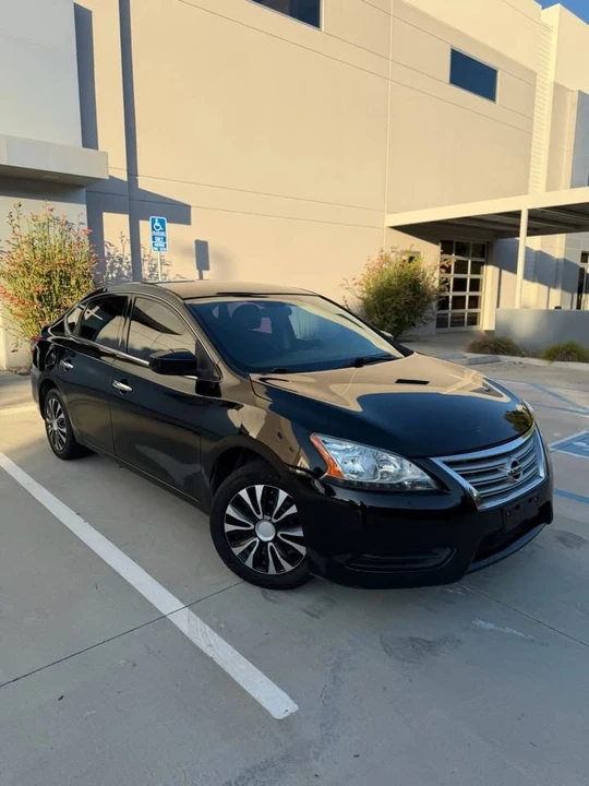 2015 Nissan Sentra 7th Gen - Image 10 of 15