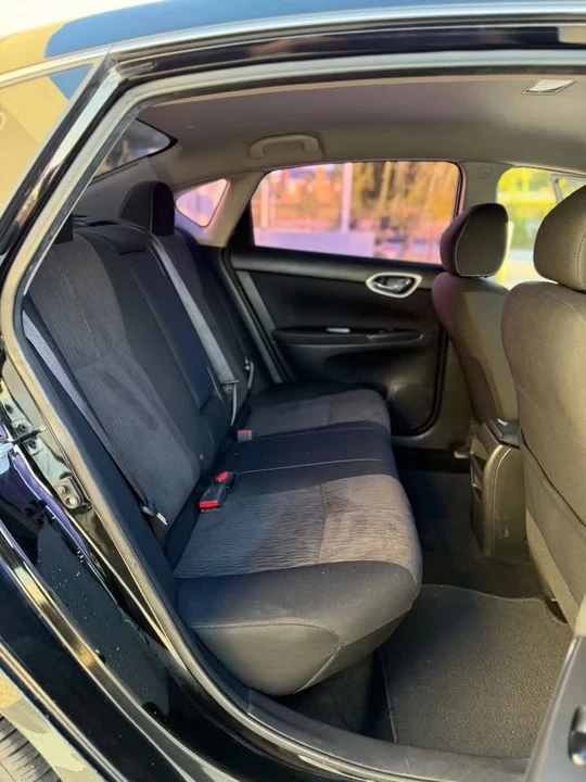 2015 Nissan Sentra 7th Gen - Image 14 of 15