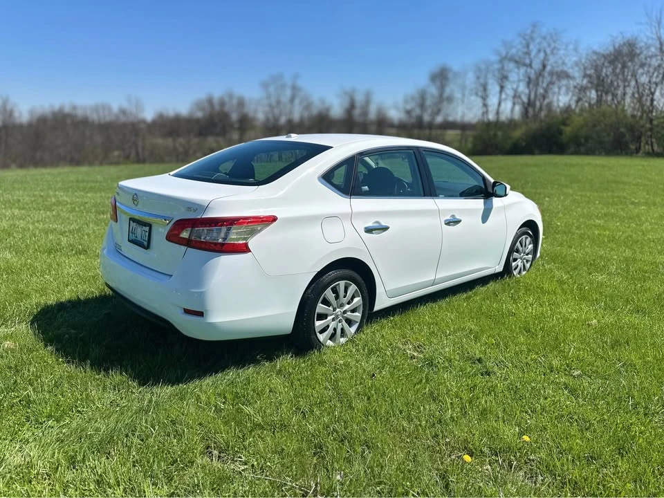 2015 Nissan Sentra 7th Gen - Image 5 of 18