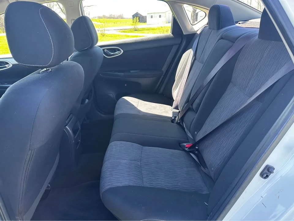2015 Nissan Sentra 7th Gen - Image 15 of 18