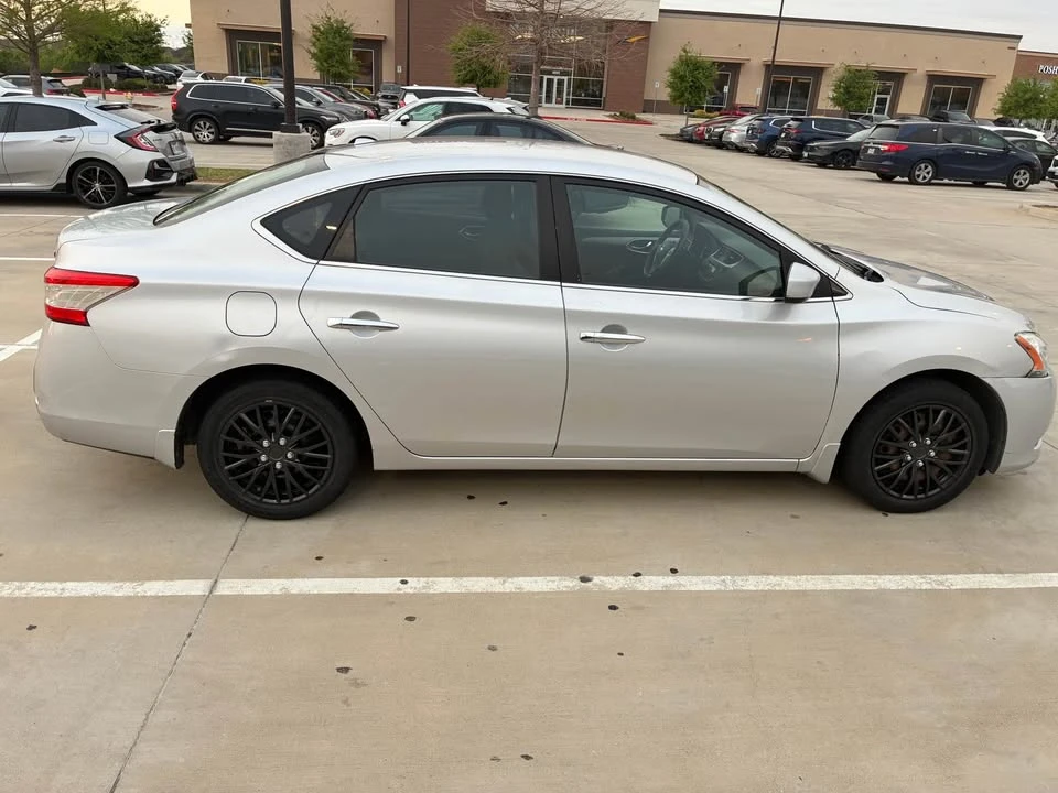 2015 Nissan Sentra 7th Gen - Image 8 of 14