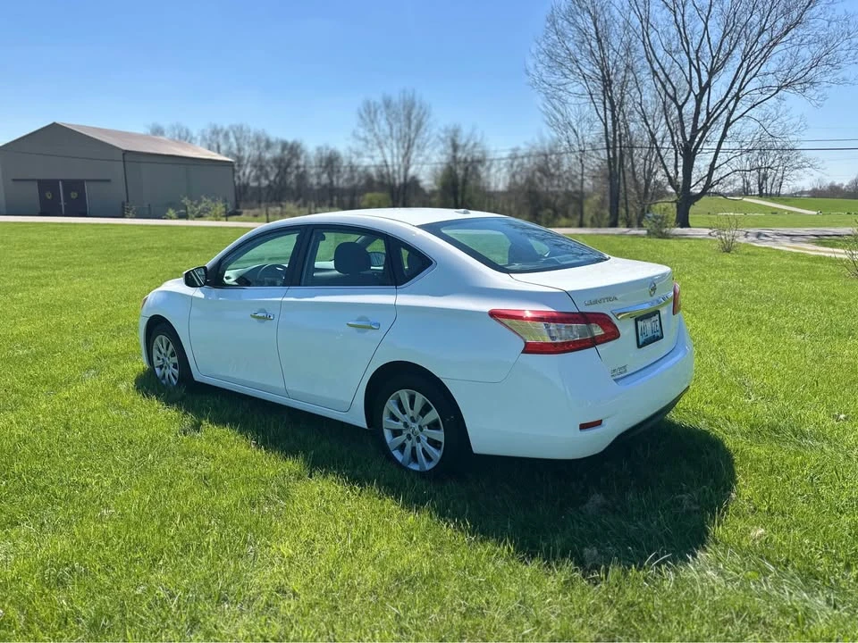 2015 Nissan Sentra 7th Gen - Image 7 of 18