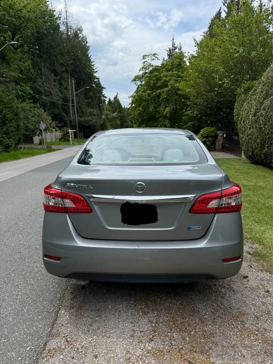 2015 Nissan Sentra 7th Gen - Image 5 of 10