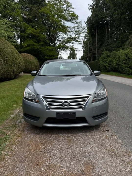 2015 Nissan Sentra 7th Gen - Image 2 of 10