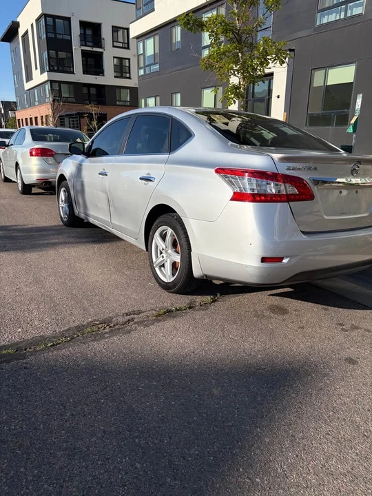 2015 Nissan Sentra 7th Gen - Image 3 of 8