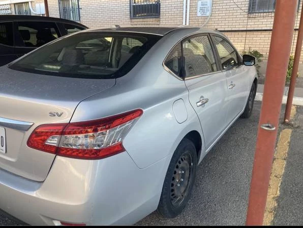 2015 Nissan Sentra 8th Gen - Image 4 of 8