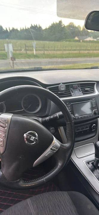 2015 Nissan Sentra 7th Gen - Image 5 of 5