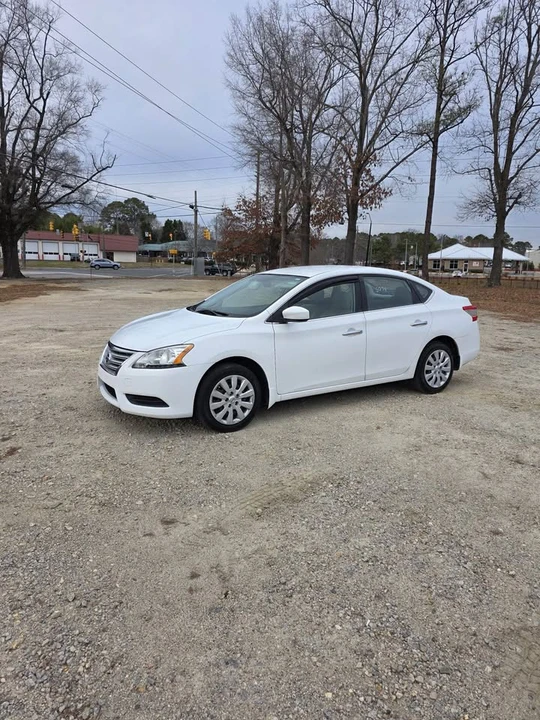 2015 Nissan Sentra 8th Gen - Image 2 of 10