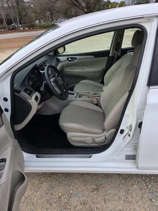 2015 Nissan Sentra 8th Gen - Image 7 of 10