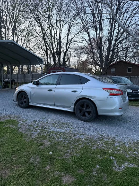 2015 Nissan Sentra 7th Gen - Image 3 of 13