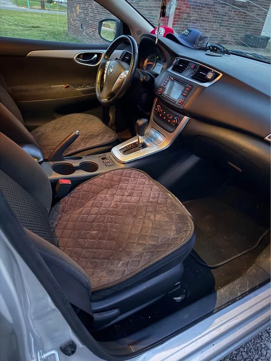 2015 Nissan Sentra 7th Gen - Image 5 of 13