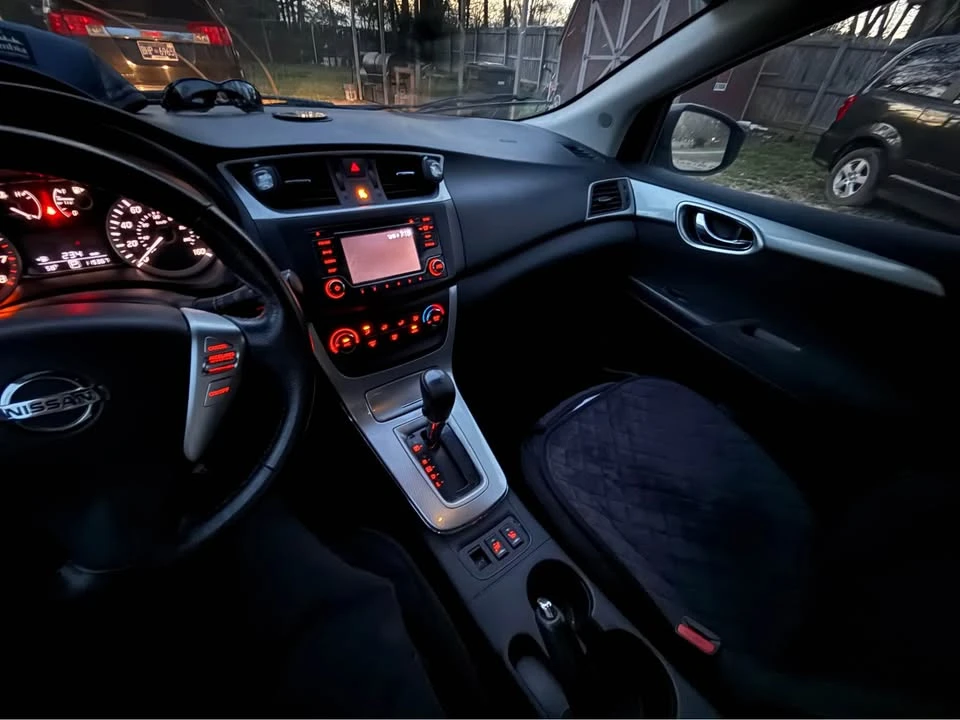 2015 Nissan Sentra 7th Gen - Image 6 of 13