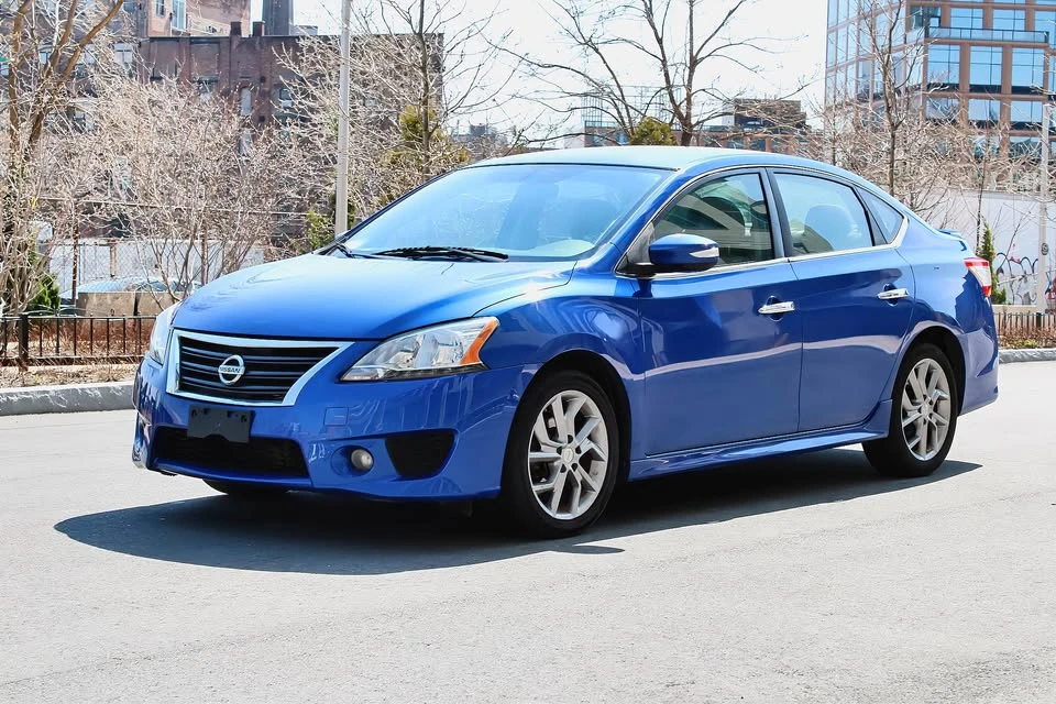 2015 Nissan Sentra 7th Gen - Image 3 of 9