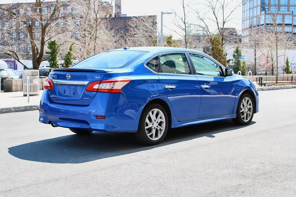 2015 Nissan Sentra 7th Gen - Image 6 of 9