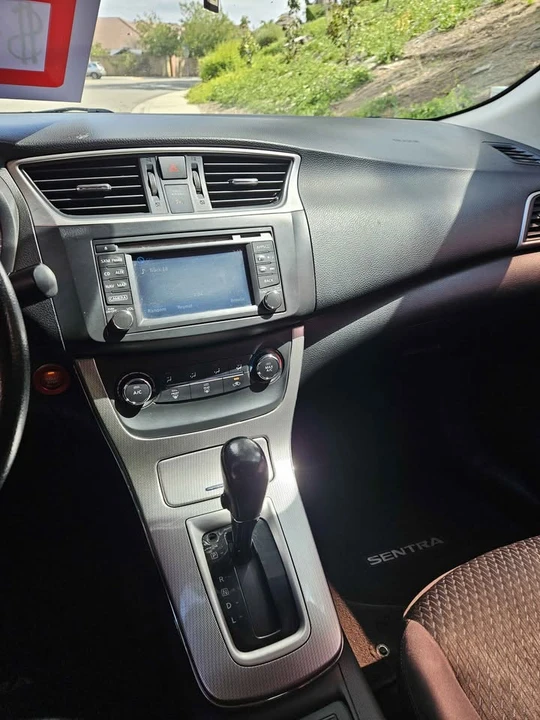 2015 Nissan Sentra 7th Gen - Image 6 of 9