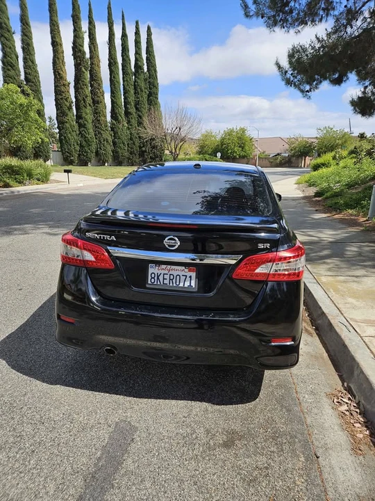 2015 Nissan Sentra 7th Gen - Image 4 of 9